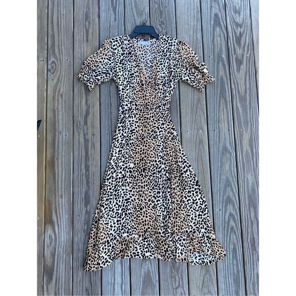 Faithfull the Brand Dresses & Skirts - Faithfull the Brand Abbey Wrap Le Cinq Animal Print Wrap Dress Sz 4, MSRP $206